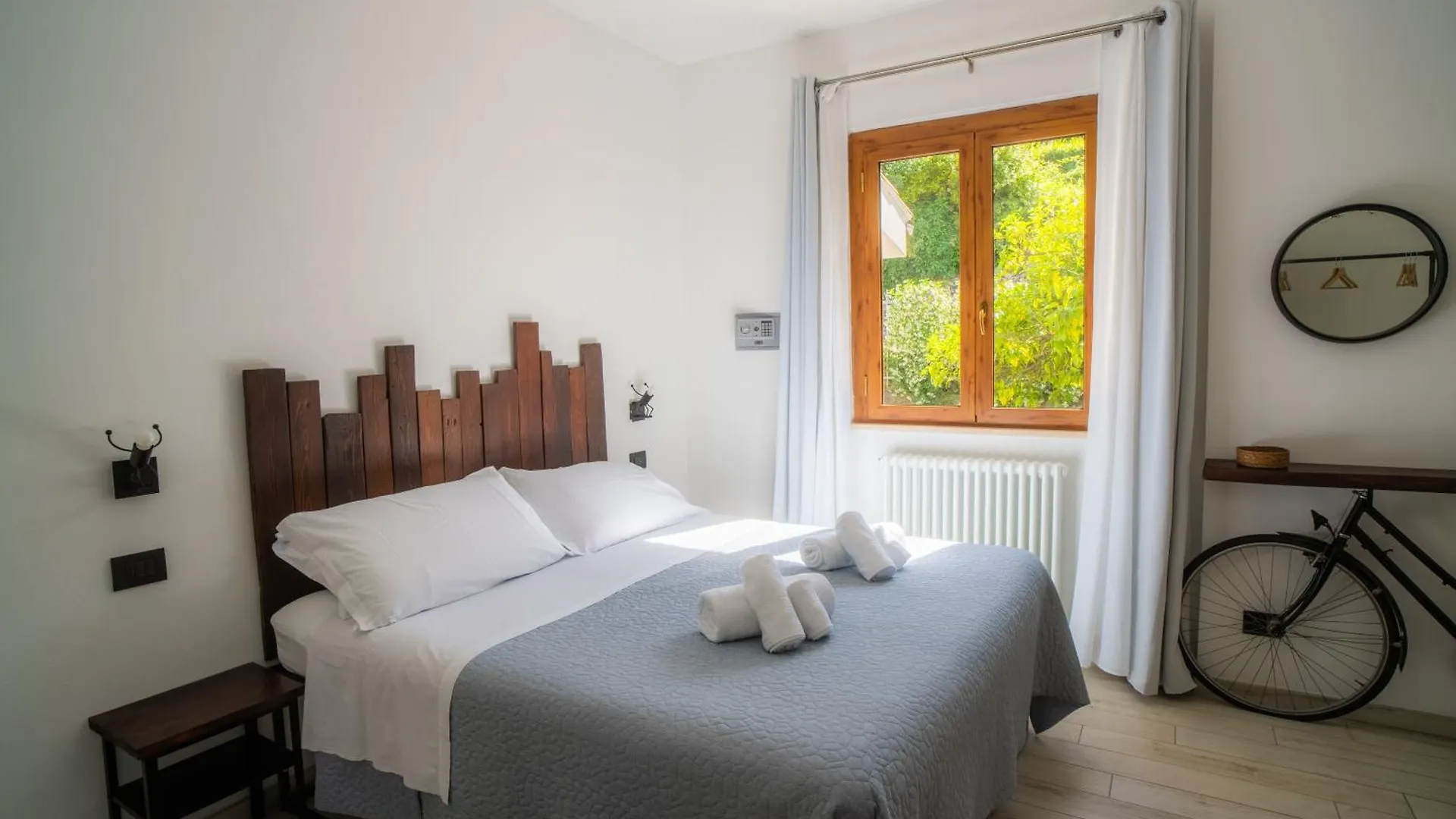 Villa Mafalda Pietra Ligure Bed & Breakfast